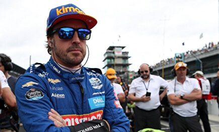 Fernando Alonso durante las 500 millas de Indianápolis. |  EFE