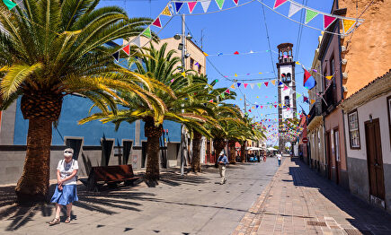  Santa Cruz de Tenerife colonial: una explosión de luz y color de otro tiempo