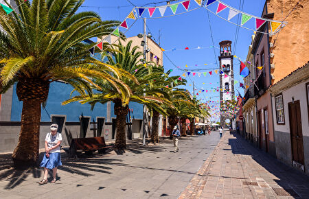  Santa Cruz de Tenerife colonial: una explosión de luz y color de otro tiempo