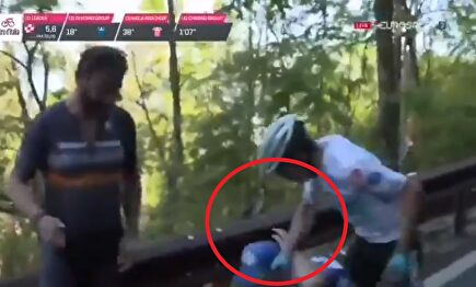 Ver para creer: Miguel Ángel López, a 'guantazos' en plena etapa con un aficionado