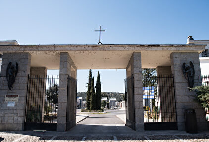 Entrada al cementerio de Mingorrubio. |  David Alonso Rincón