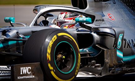 Hamilton se lleva un buen susto en Canadá