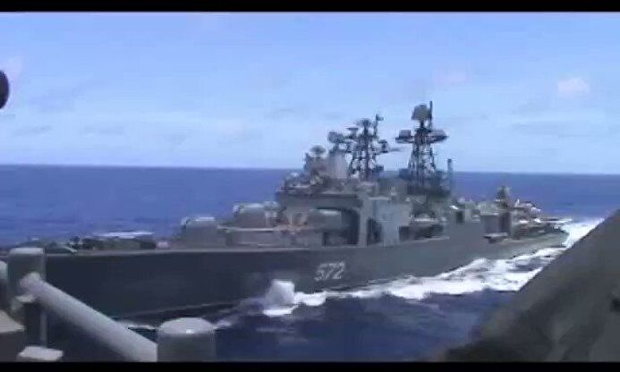 Los dos destructores involucrados en el incidente. |  US Navy / Wikipedia