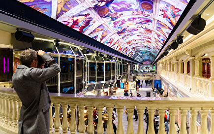 En el interior de un megacrucero: 19 pisos y miles de kilos de comida 