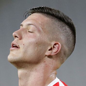 Primer gol de Luka Jovic tras anunciarse su fichaje por el Real Madrid