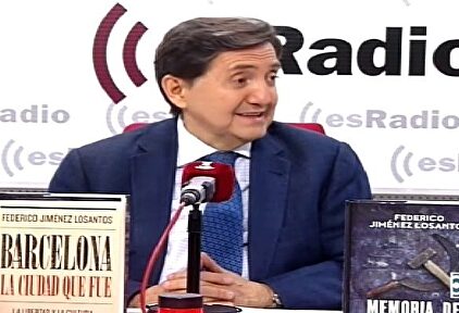 Los Libros: Menéndez Pelayo y los preliminares de historia literaria