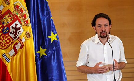 Pablo Iglesias en rueda de prensa tras reunirse con Sánchez. |  EFE