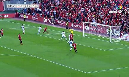 El Mallorca deja casi sentenciado su pase a la final por el ascenso a Primera (2-0)