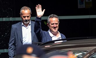 Joaquim Forn, a su salida del Ayuntamiento de Barcelona |  EFE