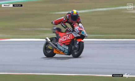 Espectacular salvada de Jorge Navarro en Montmeló