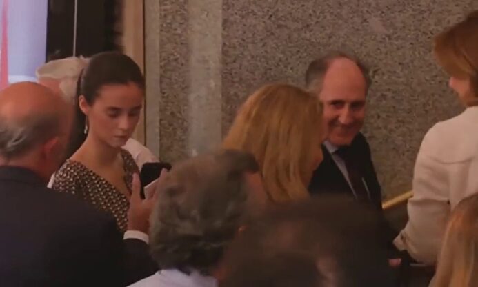 El rifirrafe entre la infanta Elena y Victoria Federica por enseñar el sujetador