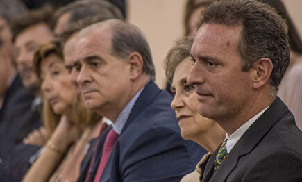 Daniel Portero, en la entrega de las Medallas de Dignidad y Justicia 2019. | EFE