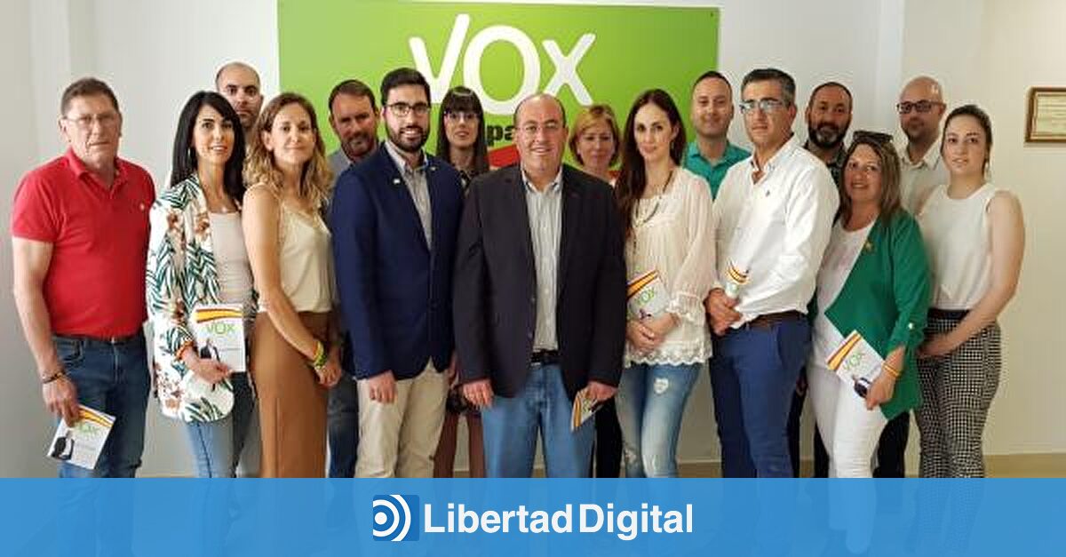 Vox expulsa a su portavoz y un concejal en El Ejido - Libertad Digital