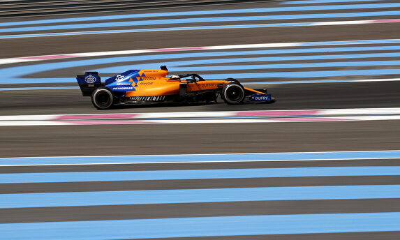 Carlos Sainz asombró con una salida prodigiosa |  EFE