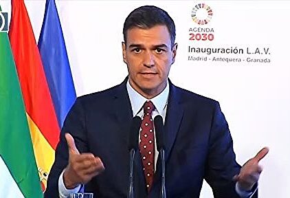 Pedro Sánchez inaugura el "sostenible" AVE a Granada