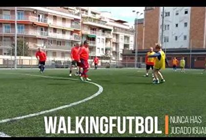 Así se juega al 'Walking Fútbol'