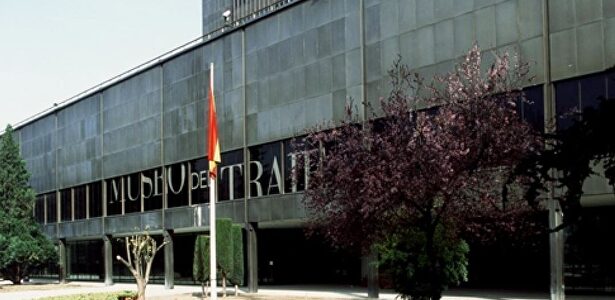 Fachada del Museo del Traje. |  Archivo