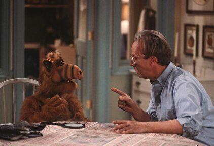 Escena de la serie de los años 80 'Alf' |  Cordon Press