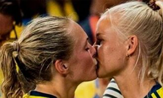 Beso Mundial |  Captura de Tv