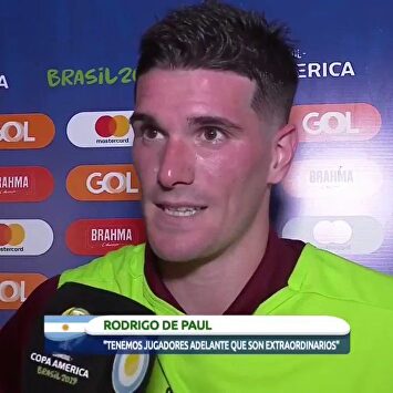 La entrevista que ha indignado a la afición argentina: ¿faltaron al respeto a Rodrigo de Paul?
