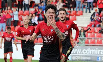 El Mirandés vuelve a la categoría de plata del fútbol español |  C.D. Mirandés