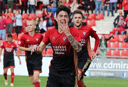 El Mirandés vuelve a la categoría de plata del fútbol español |  C.D. Mirandés