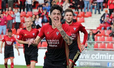 El Mirandés vuelve a la categoría de plata del fútbol español |  C.D. Mirandés