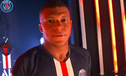 Kylian Mbappé, en la presentación de la nueva camiseta del PSG. |  Imagen TV