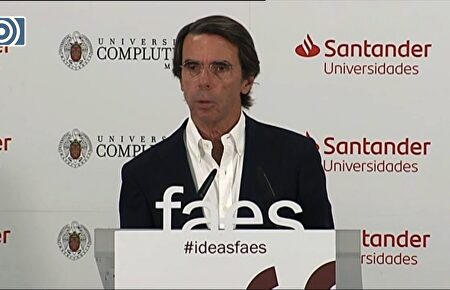 Aznar a Sánchez: "no eche sobre los demás la responsabilidad de conseguir una mayoría"