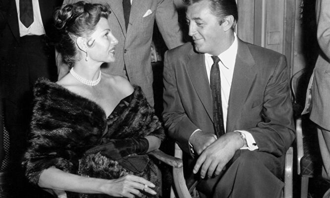 Rita Hayworth y Robert Mitchum |  Cordon Press