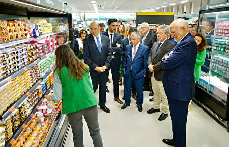 Juan Roig, en la visita de ayer |  Mercadona