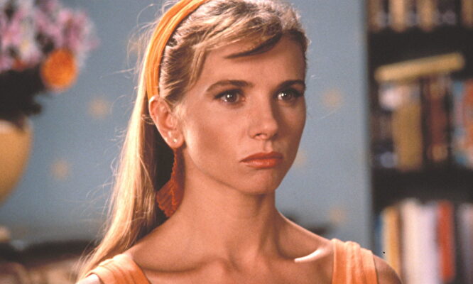 Una jovencísima Victoria Abril, en "Átame" |  Gtres