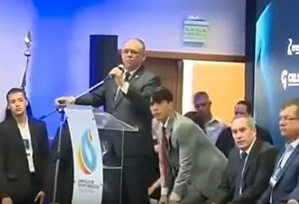 Momento en el que se oye el disparo.