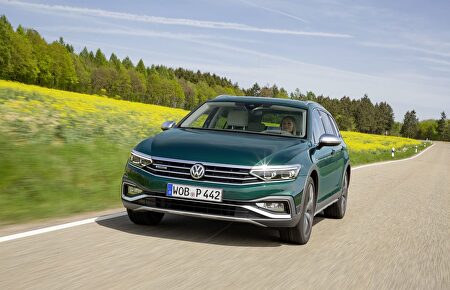 Volkswagen Passat: con tecnología de conducción semiautónoma