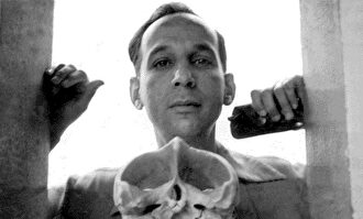 El poeta Virgilio Piñera llegó a ser arrestado durante 'La noche de las tres pes' por ser homosexual |  Archivo