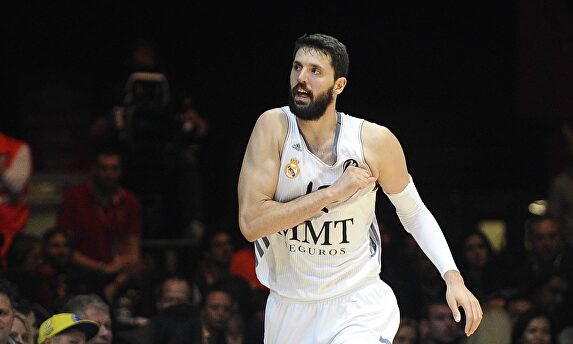 Nikola Mirotic durante un encuentro con el Real Madrid. |  Cordon Press