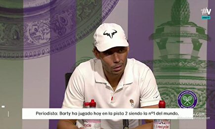 Rafa Nadal pone en su sitio a un periodista por una pregunta estúpida sobre la igualdad en el tenis