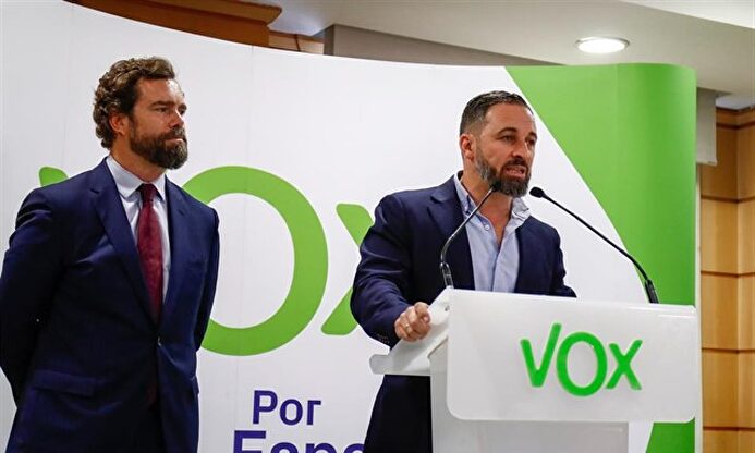 Iván Espinosa de los Monteros y Santiago Abascal |  Europa Press