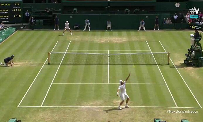Espectacular punto 'a lo Laudrup' de Rafa Nadal