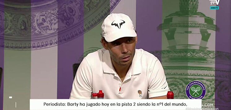 Rafa Nadal pone en su sitio a un periodista por una pregunta estúpida sobre la igualdad en el tenis