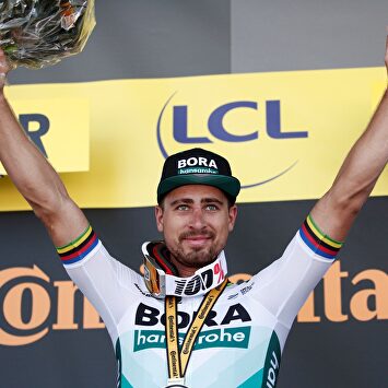 Sagan vence en la quinta etapa del Tour y Alaphilippe continúa con el maillot amarillo