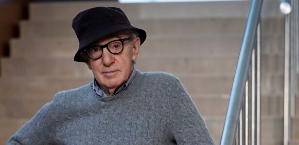 Woody Allen, durante una recepción en el Ayuntamiento de Donostia |  EFE