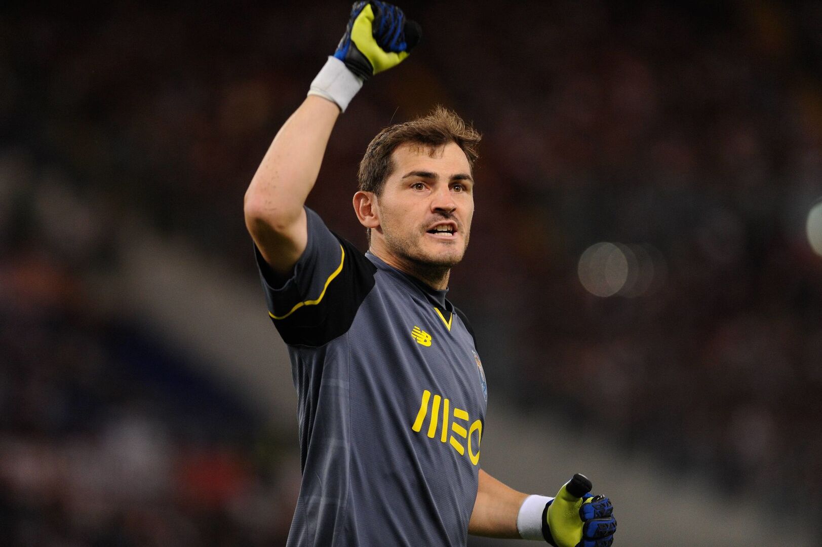 Iker Casillas se de forma temporal y pasa al cuerpo técnico del Oporto - Libertad Digital