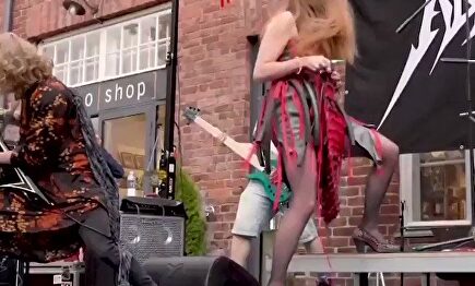 Sorprendente primer campeonato del mundo de punto y Heavy Metal