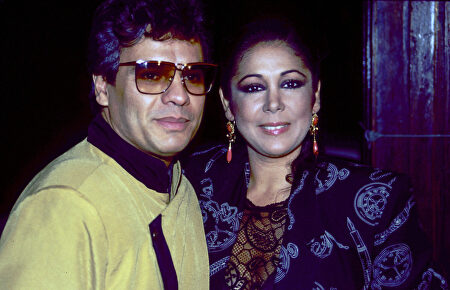 Juan Gabriel e Isabel Pantoja, en la década de los 90 |  Gtres