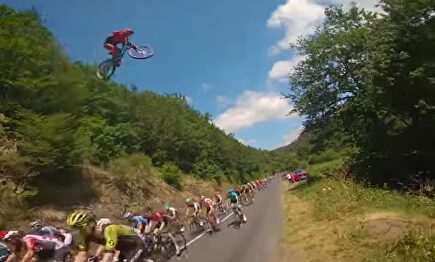 ET reaparece en el Tour de Francia