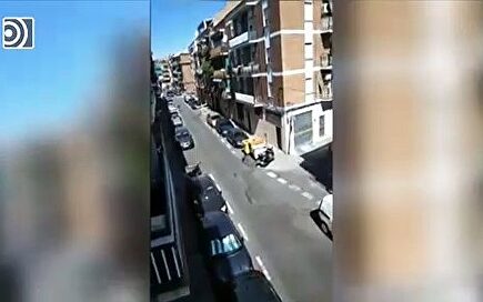 Disparar o no: el dilema al que se enfrentó una policía en prácticas en Madrid en su primer día