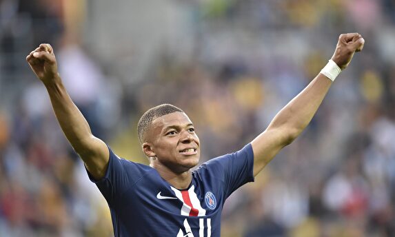 Kylian Mbappé celebra un gol con el París Saint-Germain. |  Cordon Press/Archivo