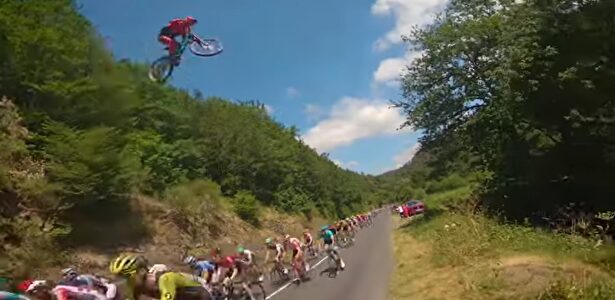 ET reaparece en el Tour de Francia