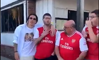 La sorpresa más épica del año: foto de grupo y aparece una estrella del Arsenal